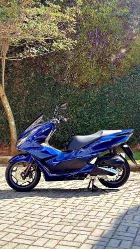 Honda PCX 2026 novíssima 1.750 km rodados 