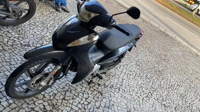 Honda Bis 125 completa sem detallhes