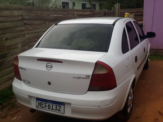 Chevrolet Corsa Sedan 1.8 MPFI Flexpower 8V 4P 2004