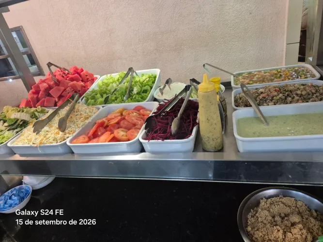 Vaga auxiliar de cozinha