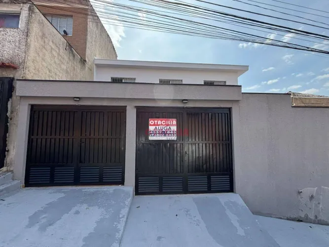 Sobrado com 3 dormitórios para alugar, 165 m² por R$ 4.000,00/mês - Planalto - São Bernard