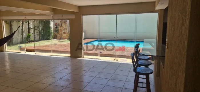 Sobrado Completo no Urias Magalhães: Lazer Privativo e Suíte Master com Hidro Sobrado com