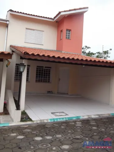 Casa em condomínio para aluguel em Jacareí