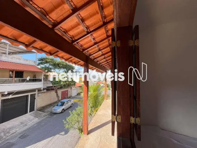 Casa Ampla no Jardim Vitória | Excelente Oportunidade para Morar, Investir ou Empreender