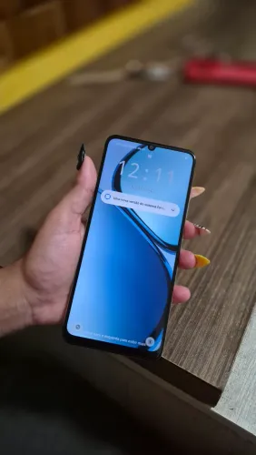 Realme C53 128GB + 6GB RAM ? Excelente estado