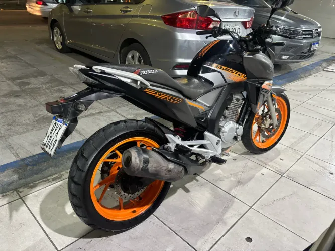 CB Twister 250cc