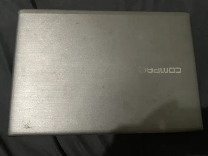 Vendo notebook COMPAQ