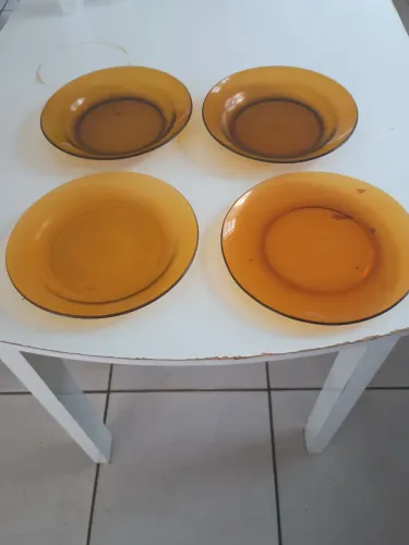 Pratos Duralex