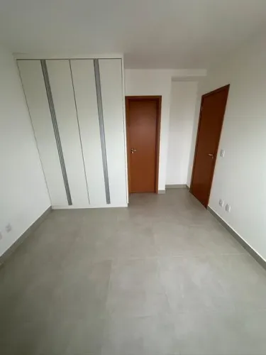 Apartamento com 3 Quarto(s) e 2 banheiro(s) para Alugar, 78 m² por R$ 5000 / Mês
