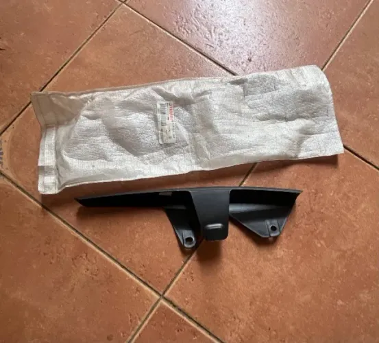 Vendo Capa corrente Lander/Ténéré 250 original
