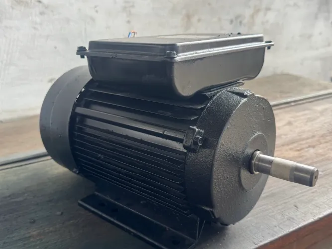 MOTOR ELÉTRICO BETONEIRA 2CV 4POLOS 127/220V. MONOFÁSICA 