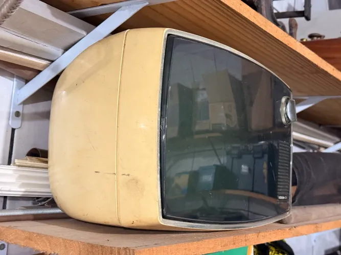 TV Philco Ford Vintage Antiga - Funcionando - Relíquia dos Anos 70