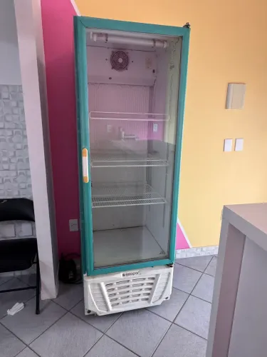Vitrine expositora vertical 