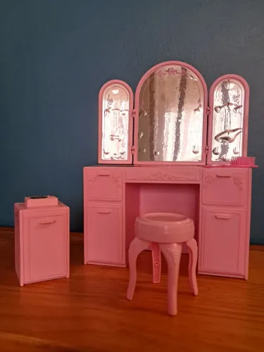 Penteadeira da Barbie estilo rosas móveis vintage anos 80
