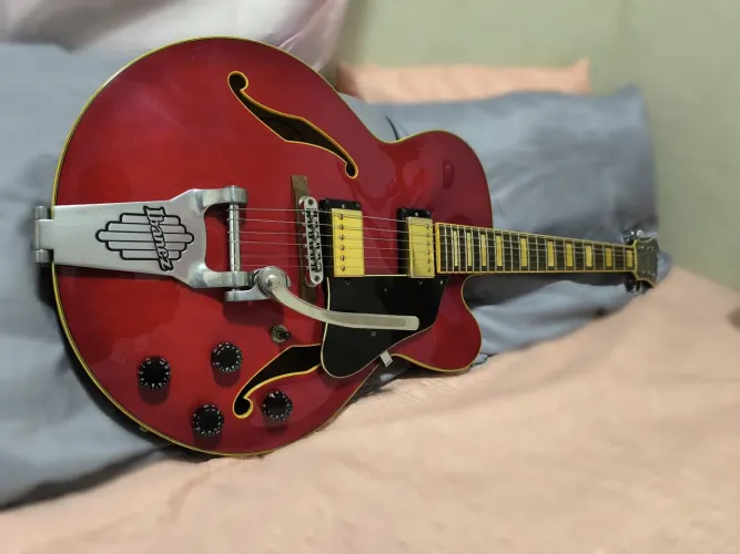 Ibanez asf75t ( caps Gibson)