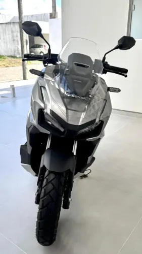 Honda ADV 160 2026 - Apenas 721km (Igual a Zero)