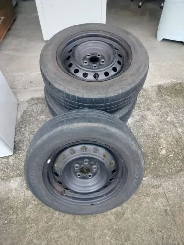Roda aro 15 4 unidades 