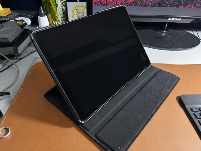 Samsung Galaxy Tab A9+ 5G 64GB + Teclado e Mouse