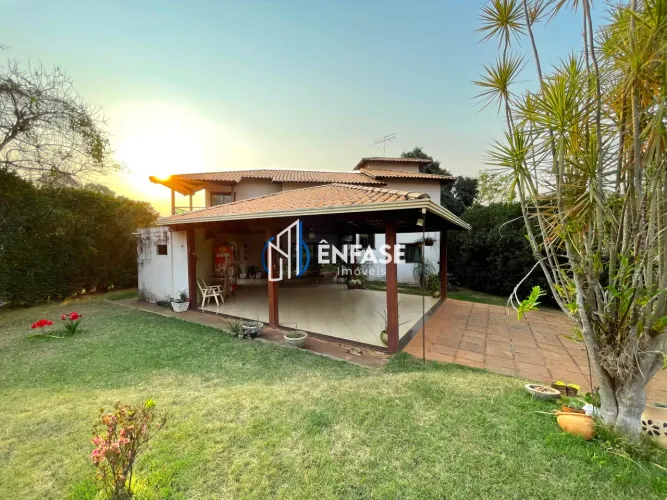 Sítio com poço artesiano no Residencial Ouro Verde