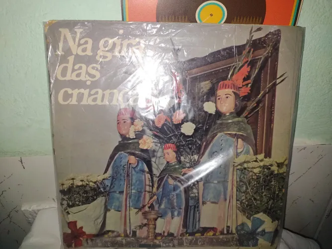 Na Gira das Crianças LP Disco de Vinil antiguidade, original.