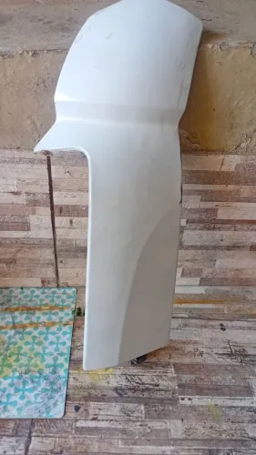 Pecas  paralama  hr lado motorista 