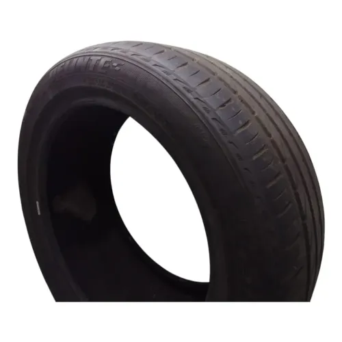 Pneu Delinte245/45r17