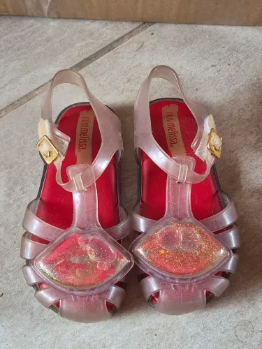 Mini melissa transparente beijo tam 25