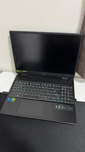 Notebook Acer Predator Helios Neo 16 RTX 4060 8GB VRAM I7 13650HX 16GB RAM 512GB