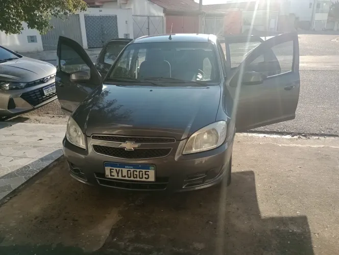 Chevrolet Prisma Sed. Maxx/ LT 1.4 8V Econof. 4P 2012