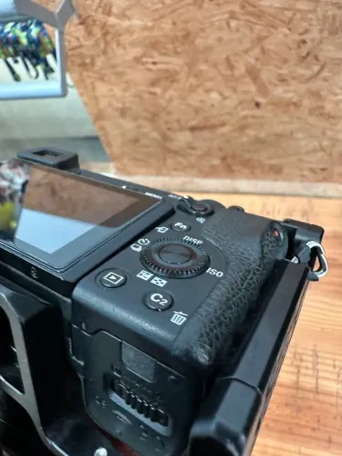 Sony A6300