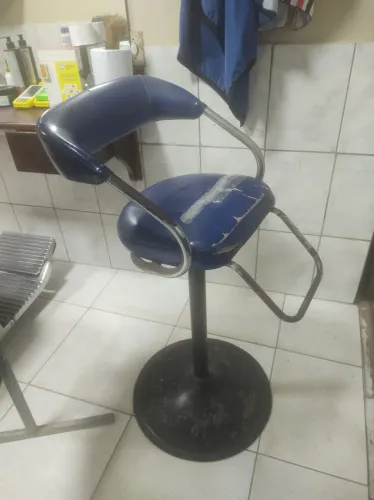 Cadeira de barbeiro infantil 