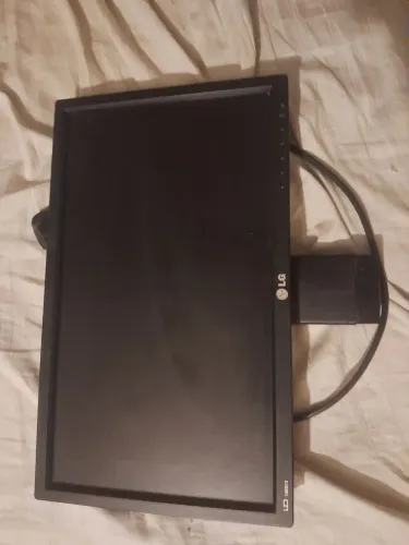 Monitor usado, vendo urgente