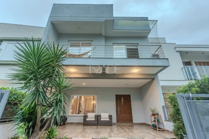 Casa 4 suítes Zona Sul Poa 