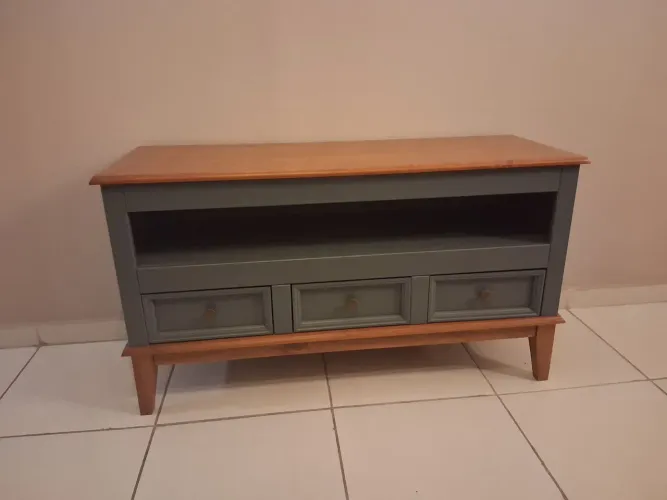 Rack para sala de estar ou quarto