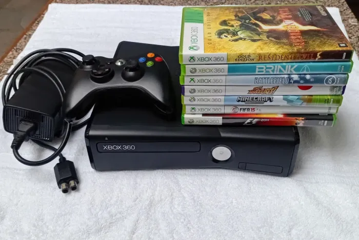 Xbox360 Slim com desbloqueio LT 3.0