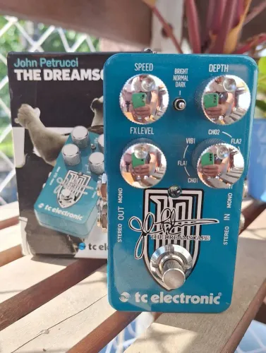 Pedal TC Electronic The Dreamscape John Petrucci Chorus Flanger