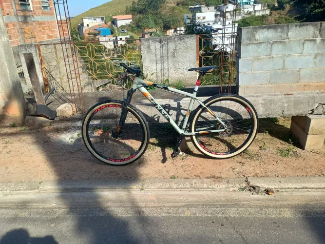 Bicicleta aro 29 