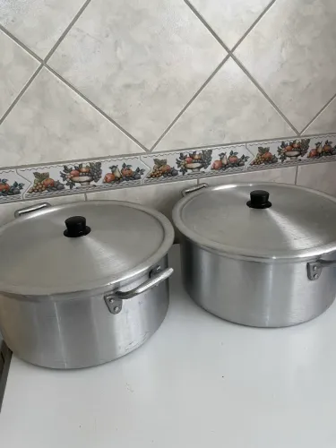 Panela de alumínio grande 16 litros