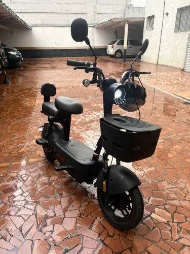 SCOOTER ELÉTRICA CAVA - COMPLETA E MUITO CONSERVADA