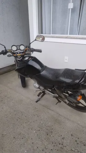 Vende YBR 125 factor 2010