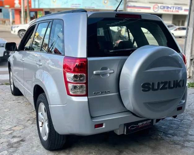 Suzuki Grand Vitara 2.0 16V 4x2/4x4 5P Aut. 2011