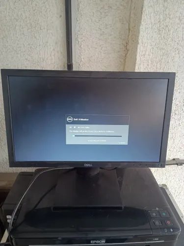 Vendo Monitor Dell 18.5" Led E1920h HD Vga/DisplayPort, funcionando.