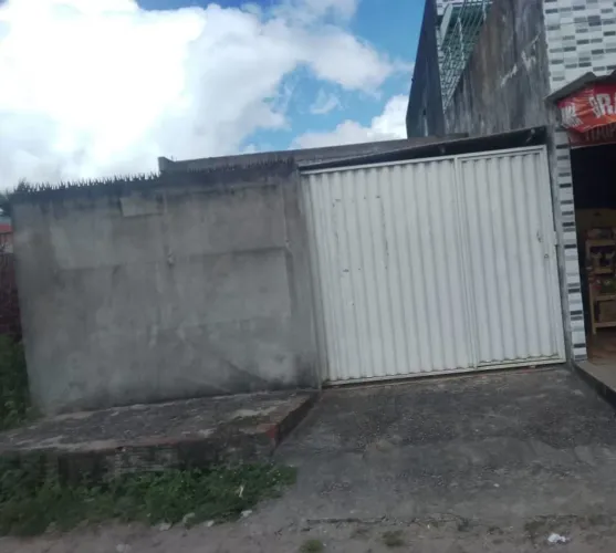 Vendo Terreno com construção