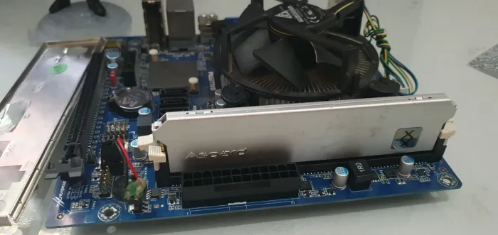 Kit i3 7 geração 3.9ghz