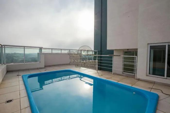 COBERTURA PARA ALUGUEL NO ECOVILLE COM 4 DORMITÓRIOS E 3 VAGAS