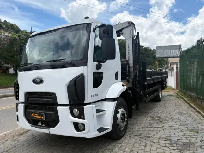 Ford Cargo 1719 2015 Munck TKA 12.700 6,30m