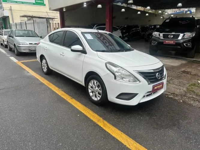 Nissan Versa SV 1.6 16V Flexstart 4P Aut. 2017
