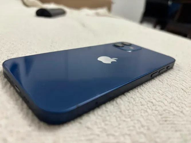 Vendo IPhone 12 - Impecável!!!