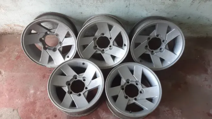 Rodas Mitsubishi Pajero Sport, L200 Aro 15 Tala 7" 6 furos.