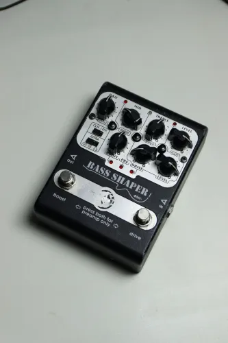 Pedal nig bass shaper (usado)